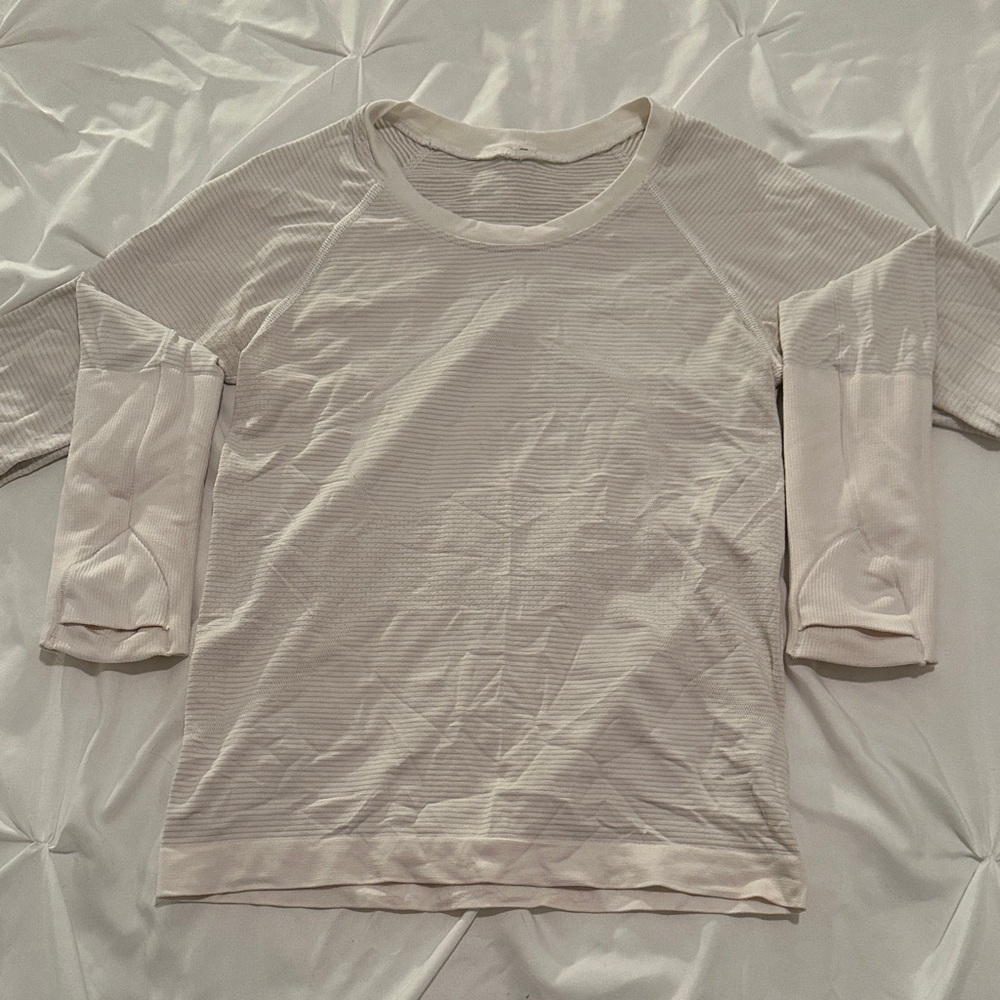 Lululemon Athletica Cream Long Sleeve Shirt